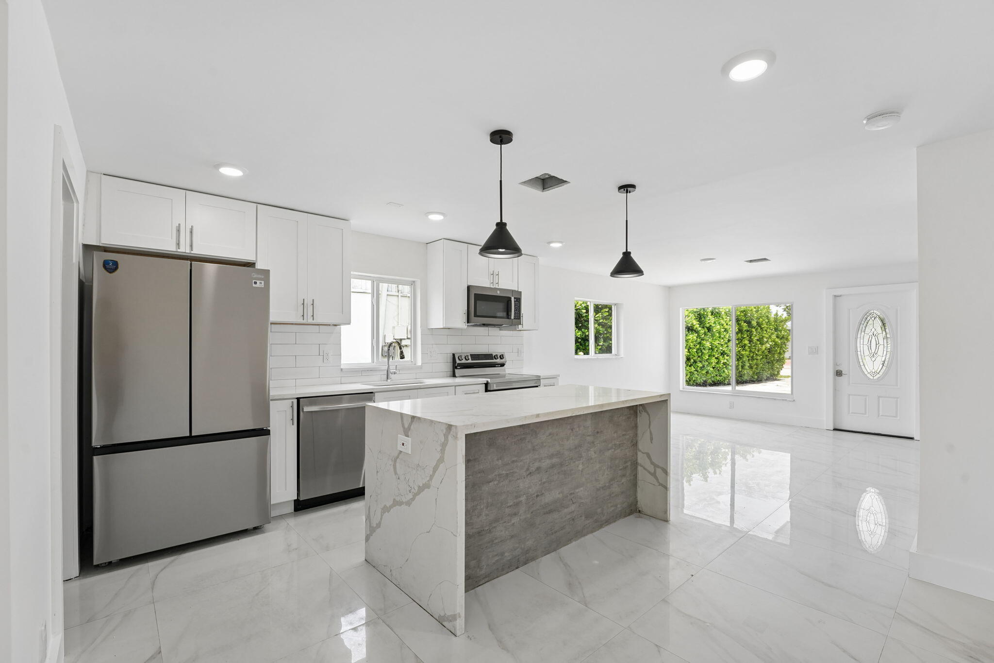 COLLEGE PARK - Residential Lease