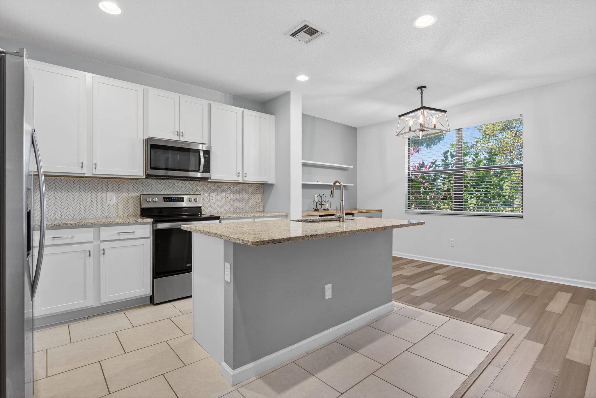 RESIDENCES AT PALM AIRE - Residential