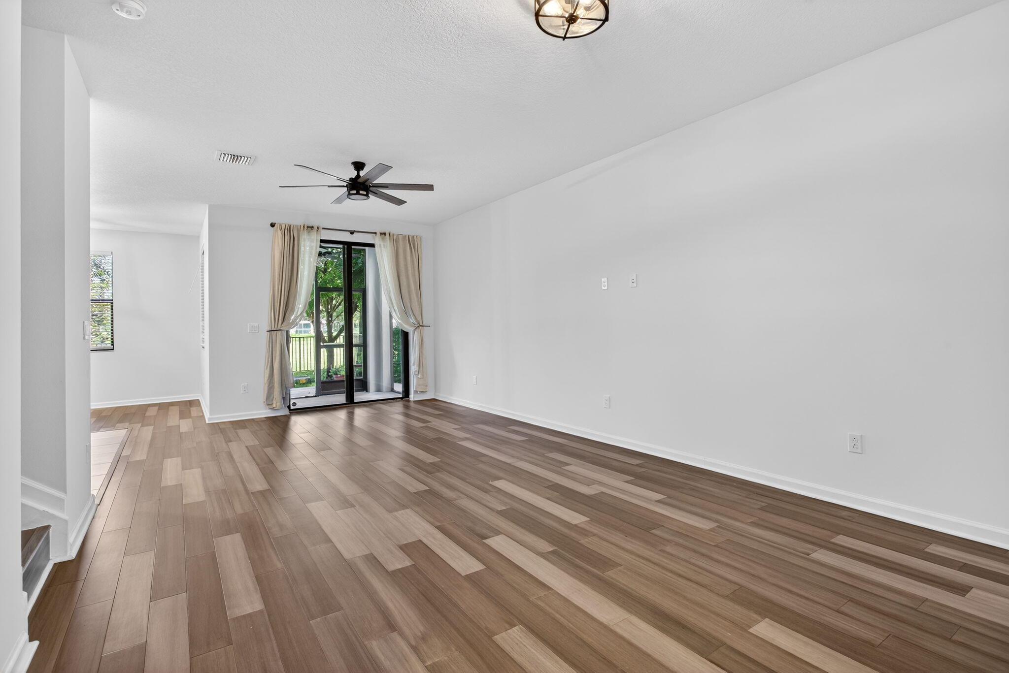 RESIDENCES AT PALM AIRE - Residential