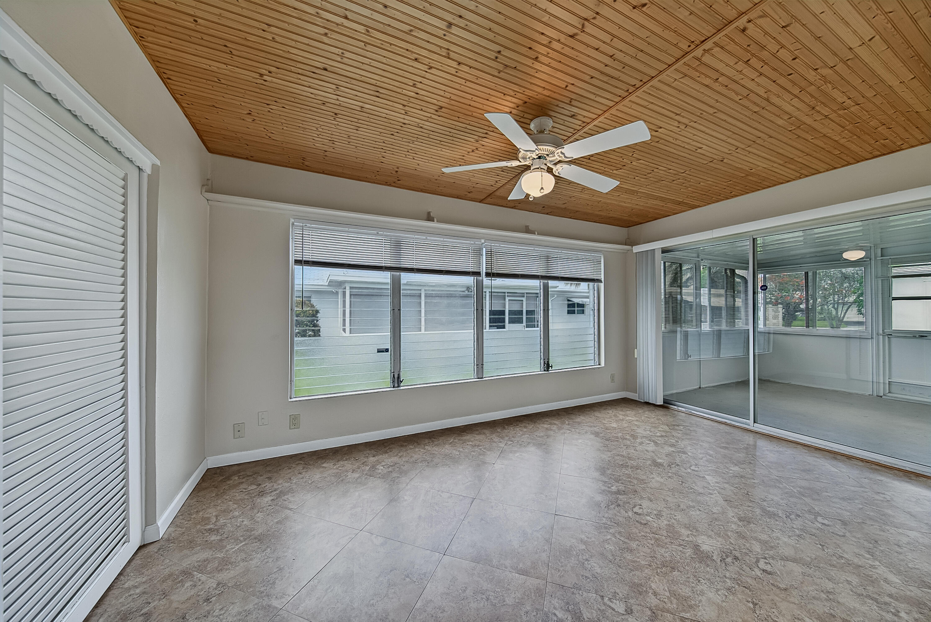 LEISUREVILLE FIRST SEC - Residential