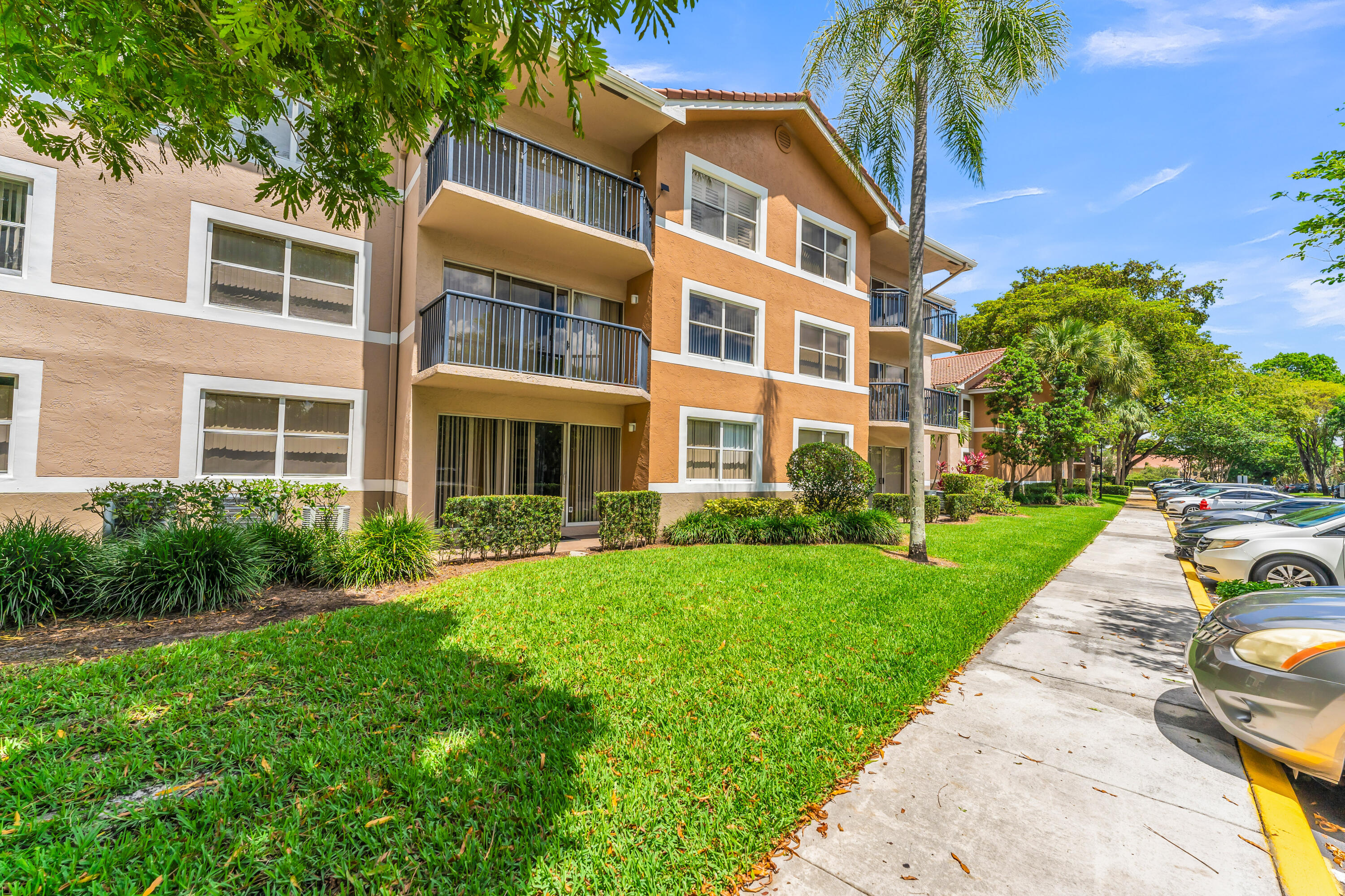 Spacious 2-bedroom, 2-bathroom split floor plan featuring tile floors throughout. This well-maintained home offers privacy with separated bedroom suites, an open living and dining area, and plenty of natural light. Convenient layout perfect for comfortable everyday. Association requires a minimum credit of 600