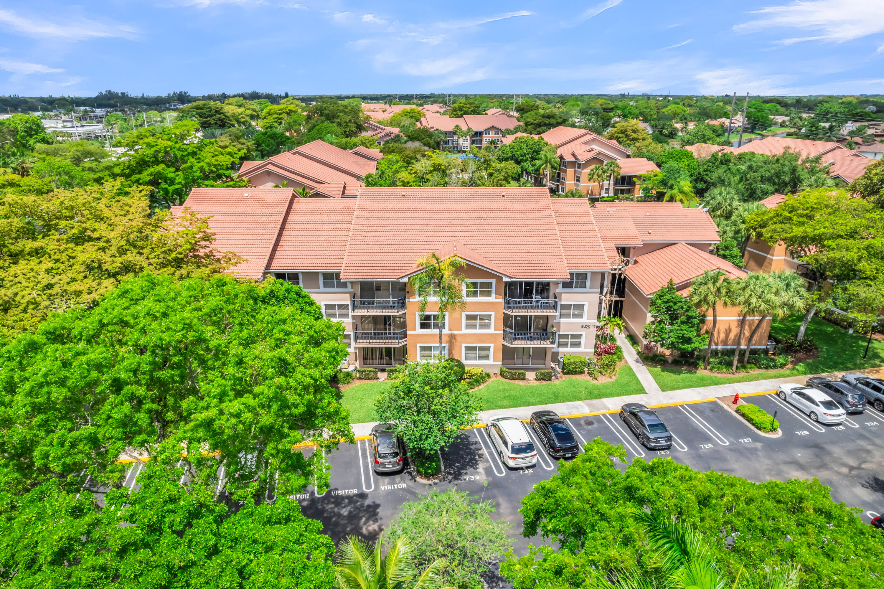 EDGEWATER CONDO - Residential Lease