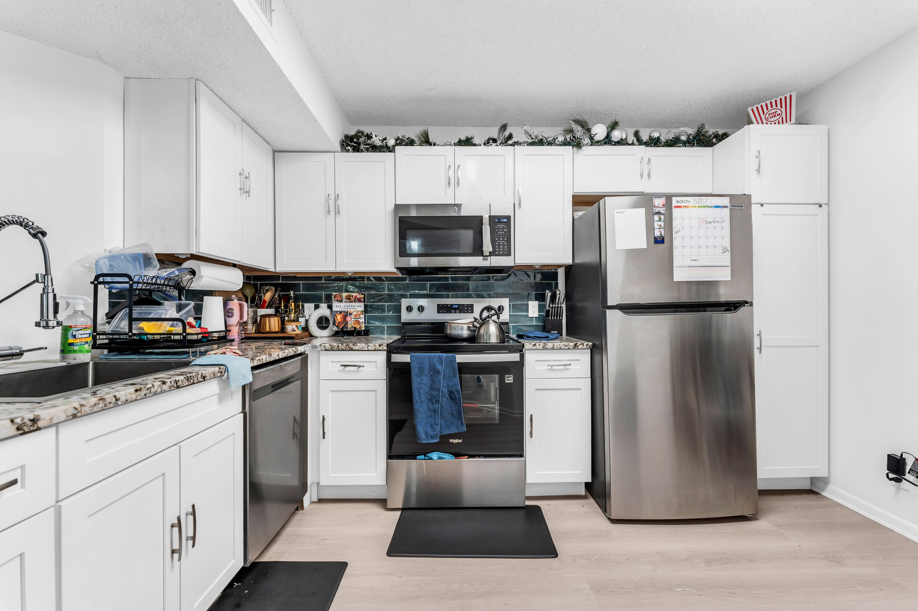 EDGEWATER CONDO - Residential Lease