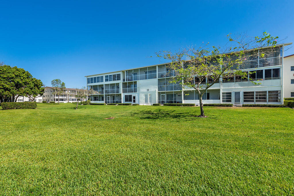 PRESTON AT CENTURY VILLAGE CONDO - Residential