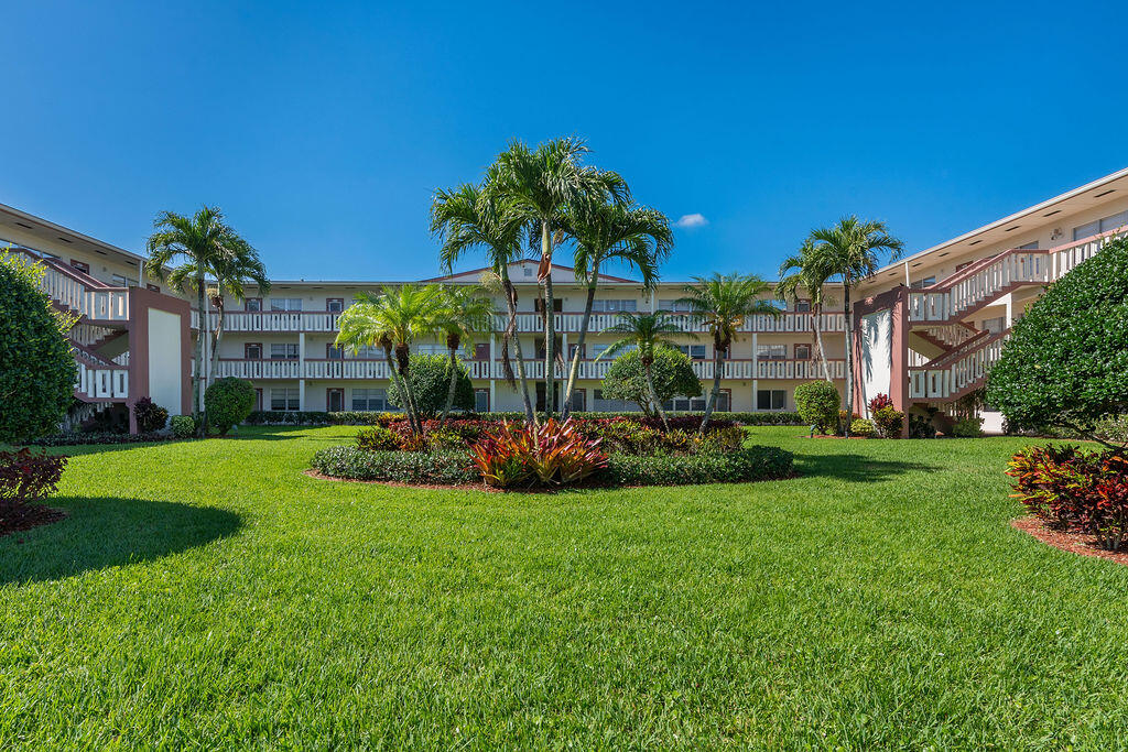 PRESTON AT CENTURY VILLAGE CONDO - Residential