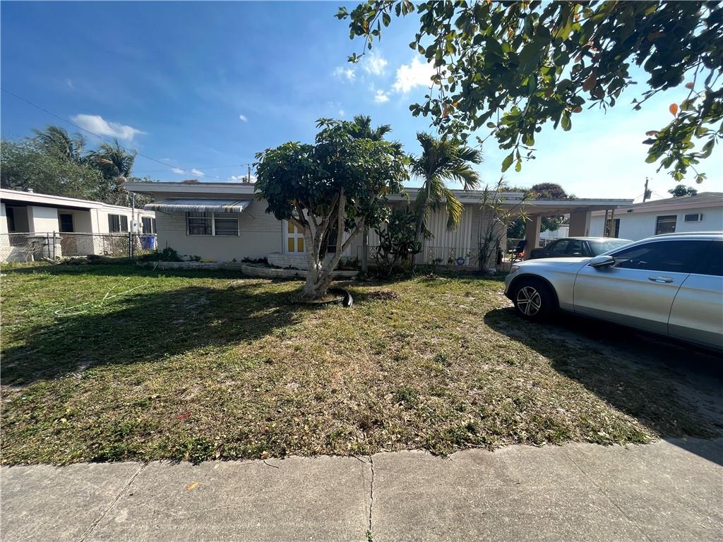 Melrose Manor 40-32 B - Residential