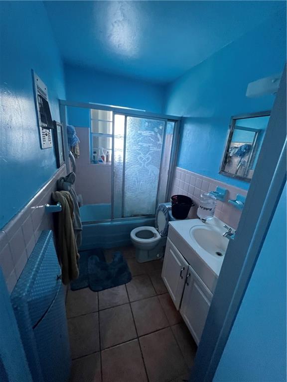 Melrose Manor 40-32 B - Residential