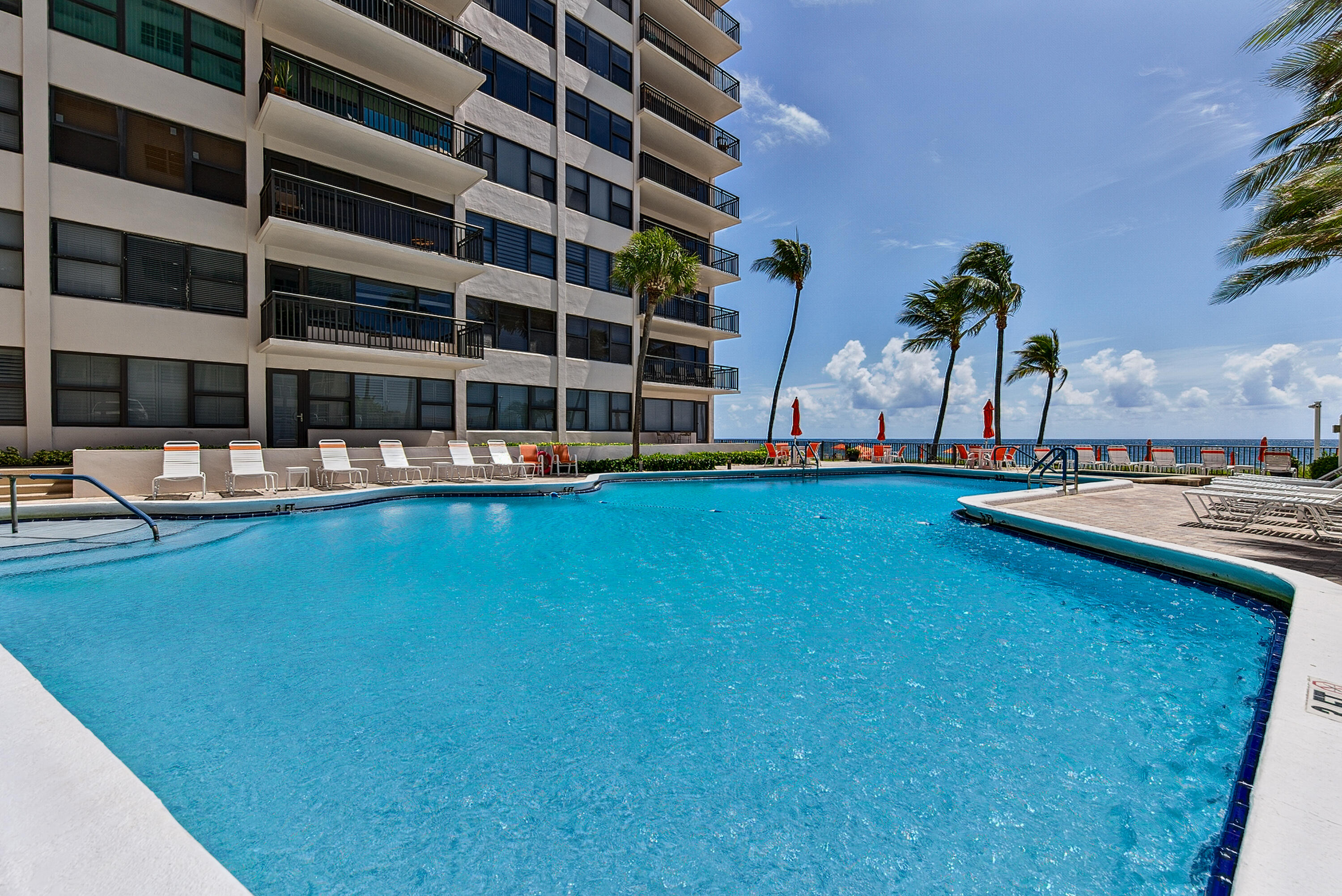 GALT OCEAN CLUB CONDO - Residential
