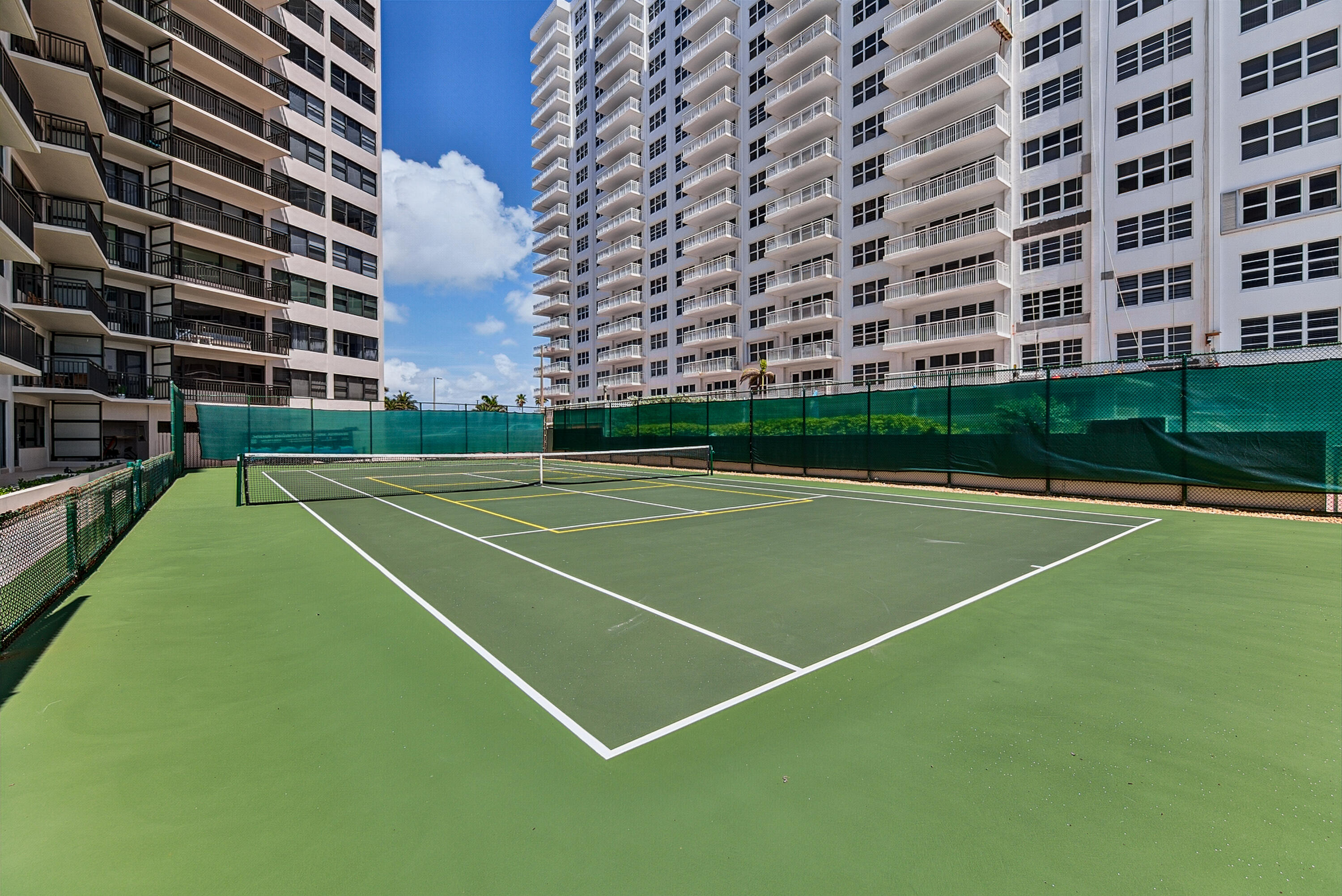 GALT OCEAN CLUB CONDO - Residential