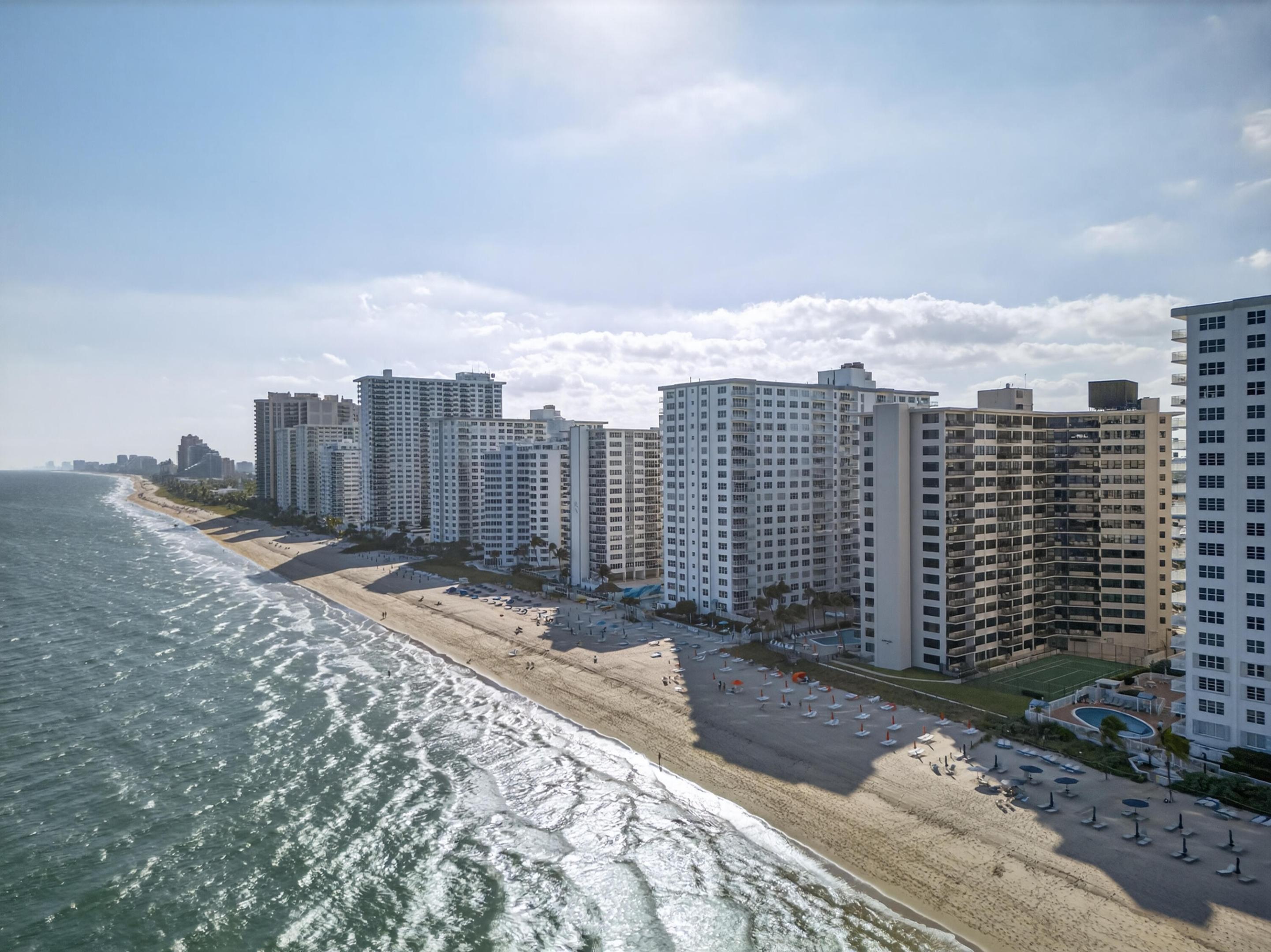 GALT OCEAN CLUB CONDO - Residential