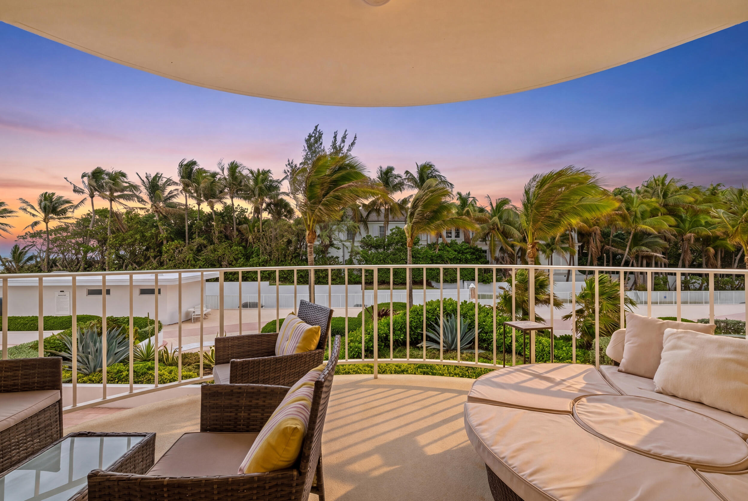 TWENTY TWO NINETY FIVE SOUTH OCEAN BLVD - Residential