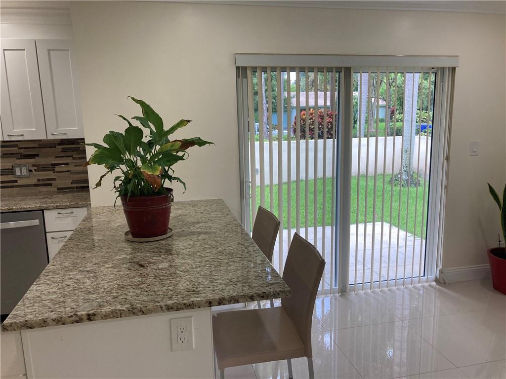 No 127 Palm-Aire Country - Residential