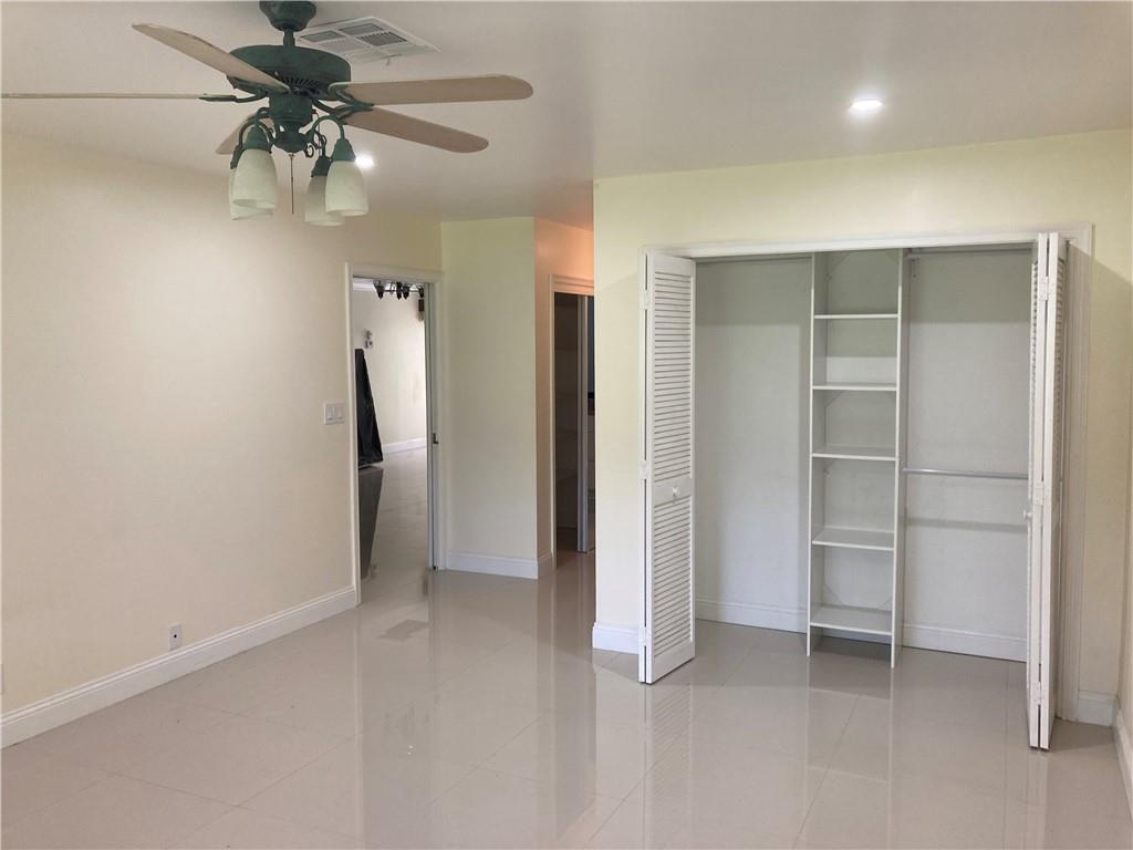 No 127 Palm-Aire Country - Residential