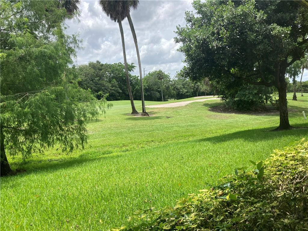 No 127 Palm-Aire Country - Residential
