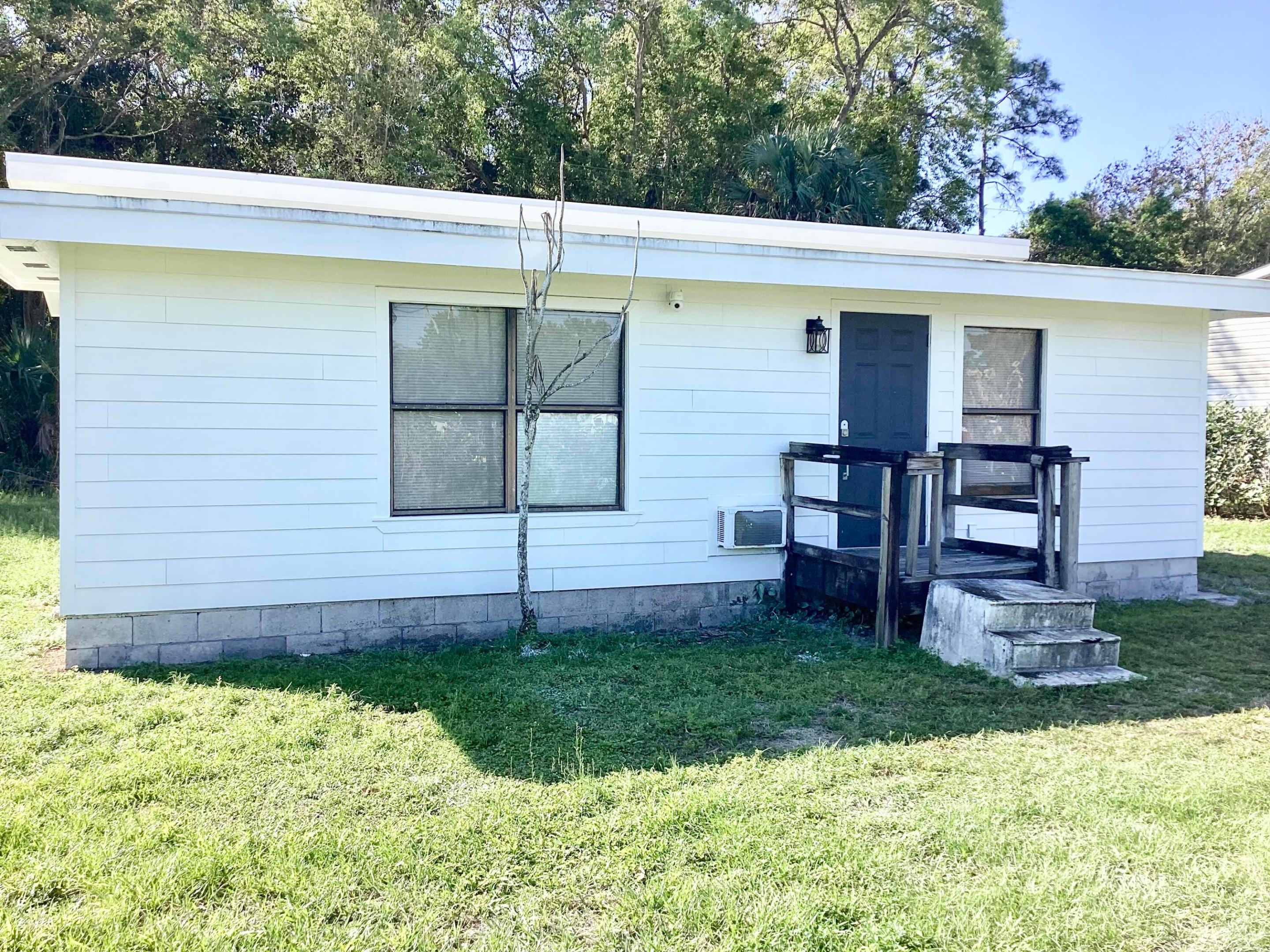 SUNSHINE PARKWAY MANOR UNRECORDED - Residential