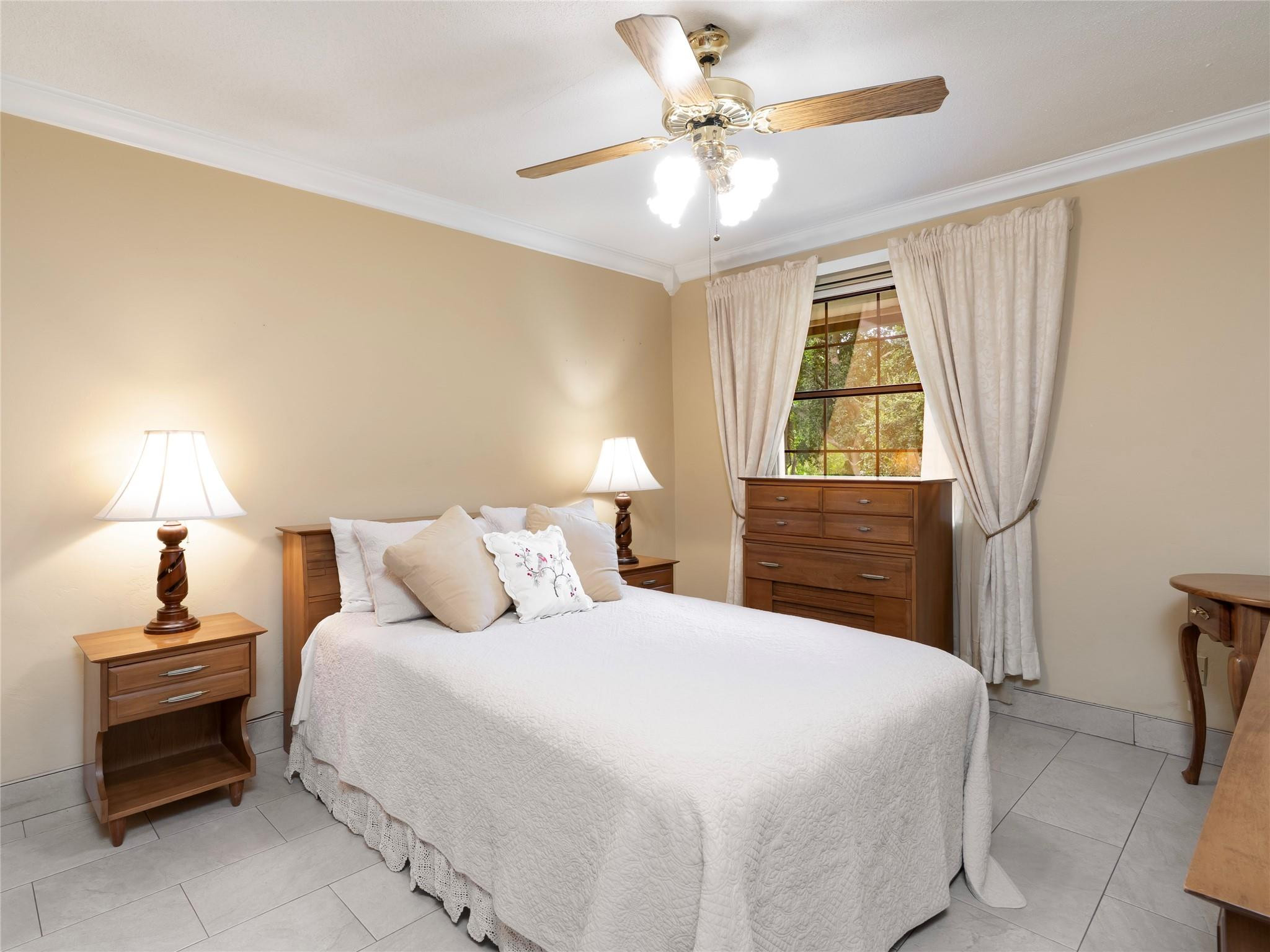 FLA FRUIT LANDS CO SUB NO 2 - Residential Lease