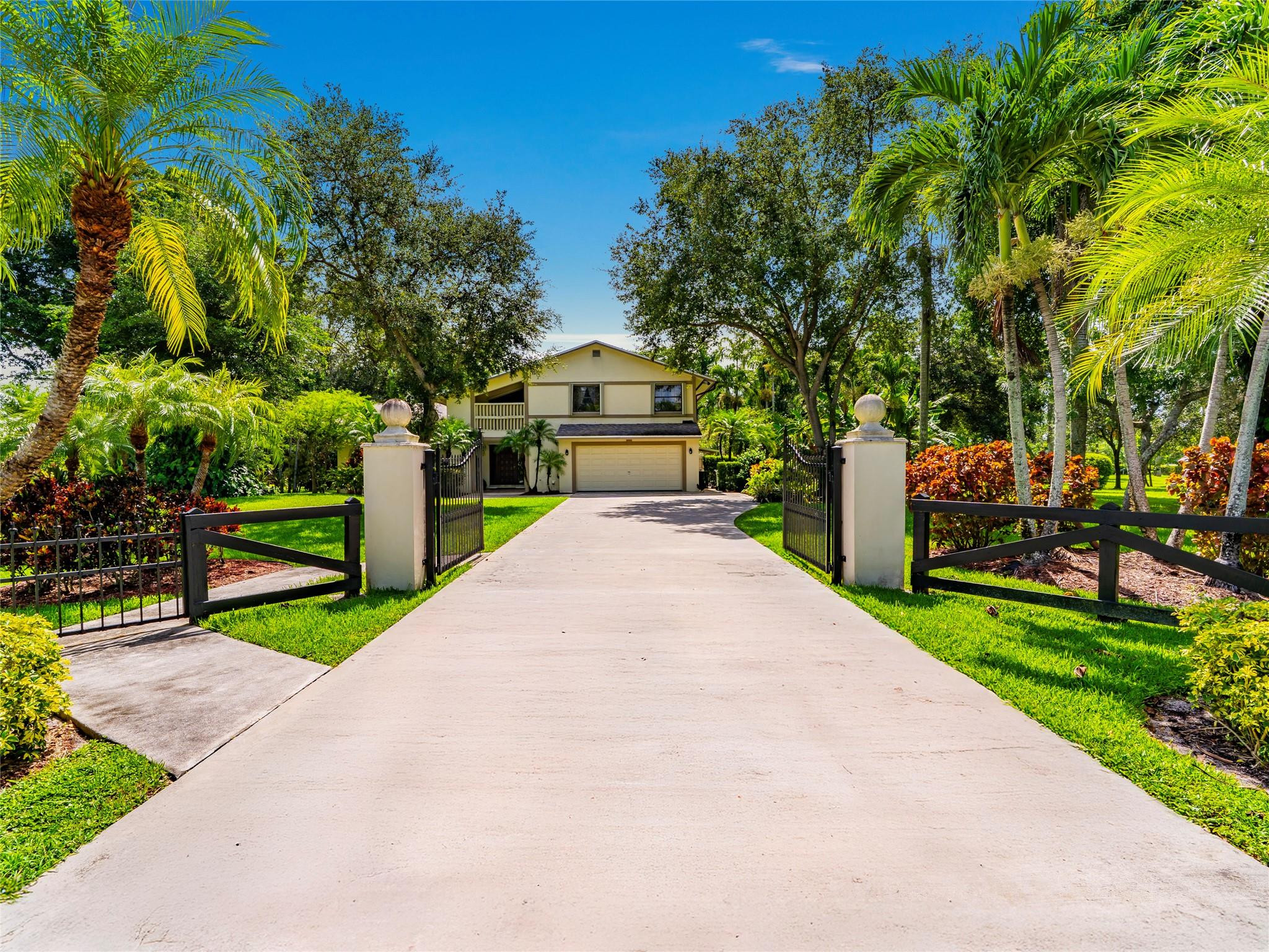 FLA FRUIT LANDS CO SUB NO 2 - Residential Lease