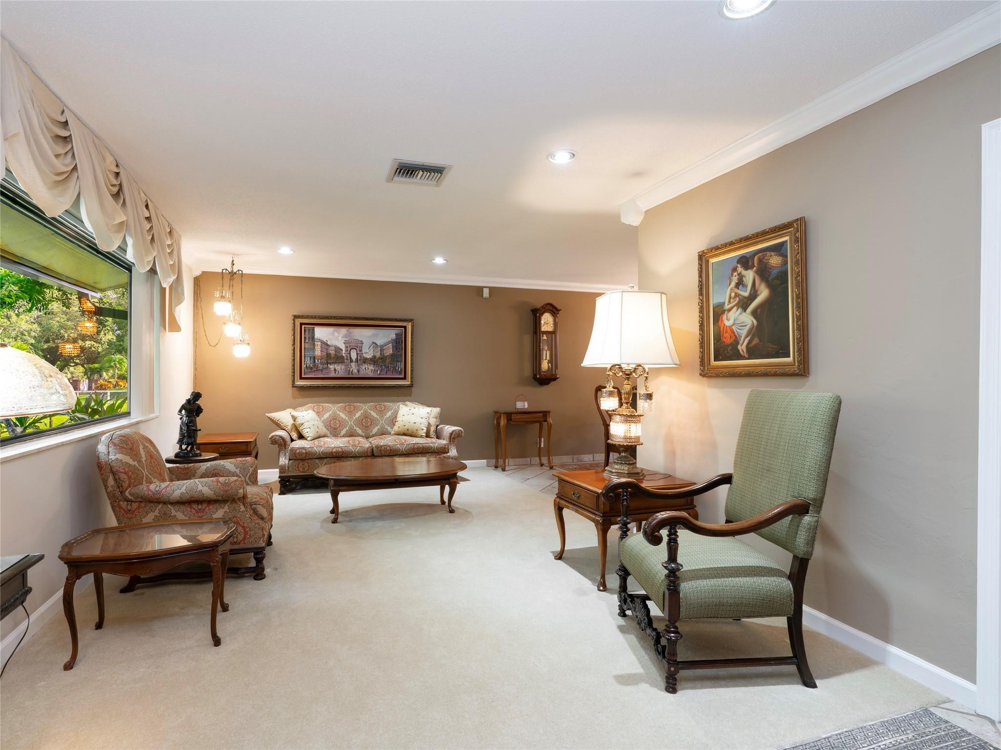 FLA FRUIT LANDS CO SUB NO 2 - Residential Lease