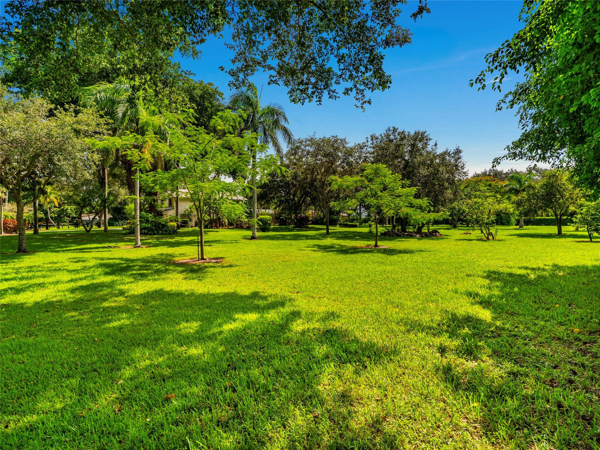 FLA FRUIT LANDS CO SUB NO 2 - Residential Lease