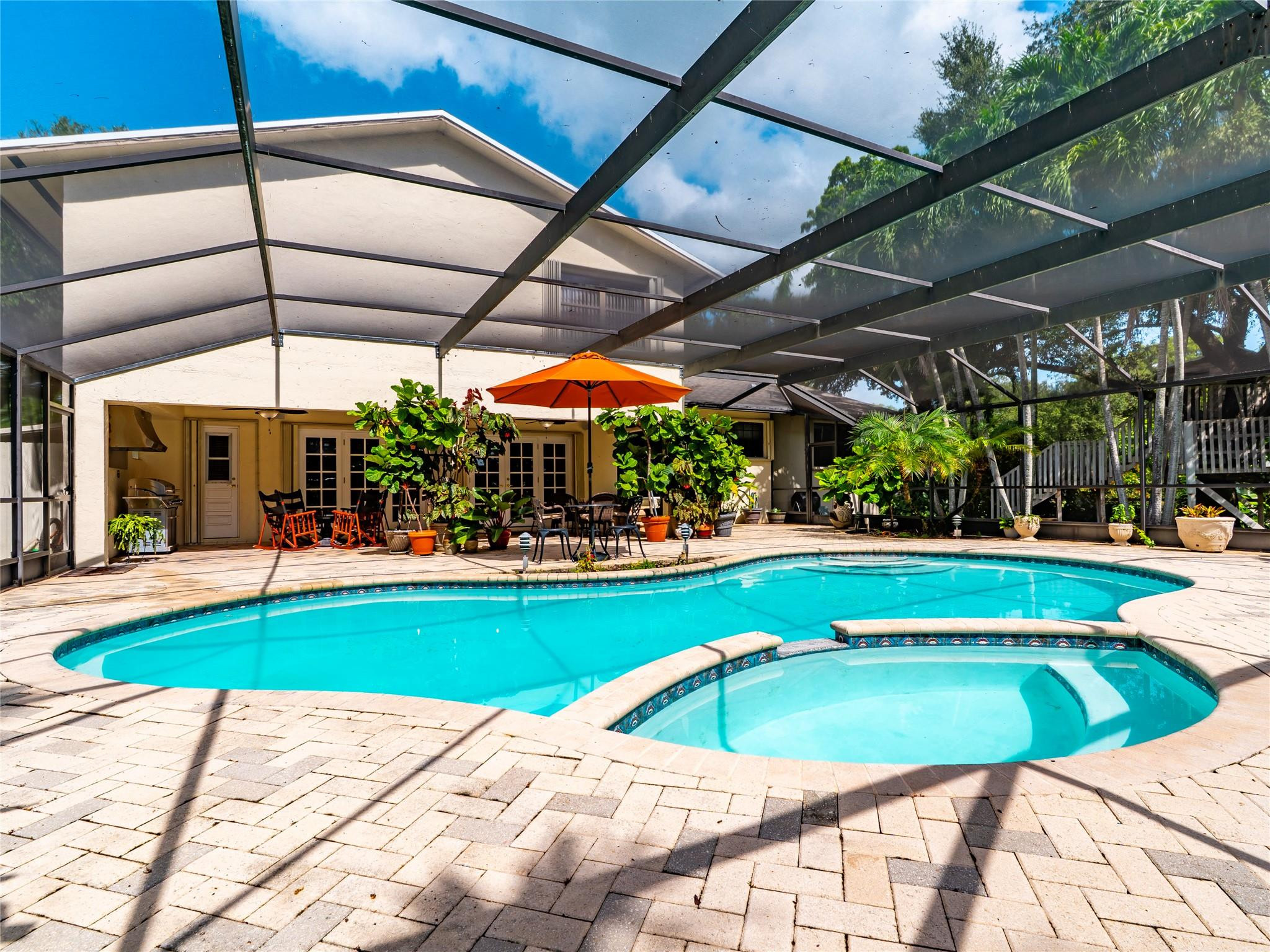 FLA FRUIT LANDS CO SUB NO 2 - Residential Lease