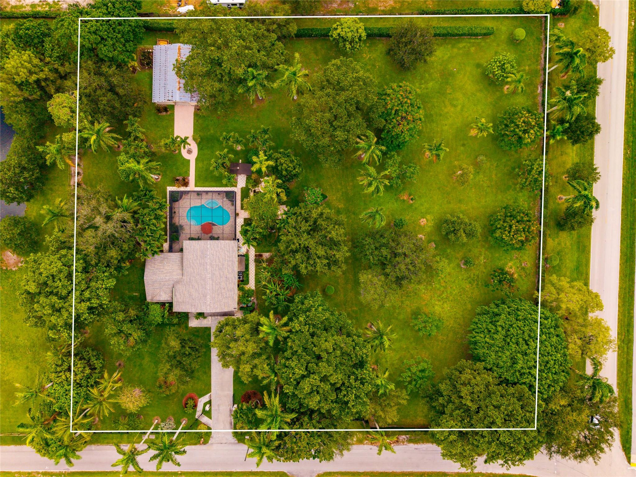 FLA FRUIT LANDS CO SUB NO 2 - Residential Lease