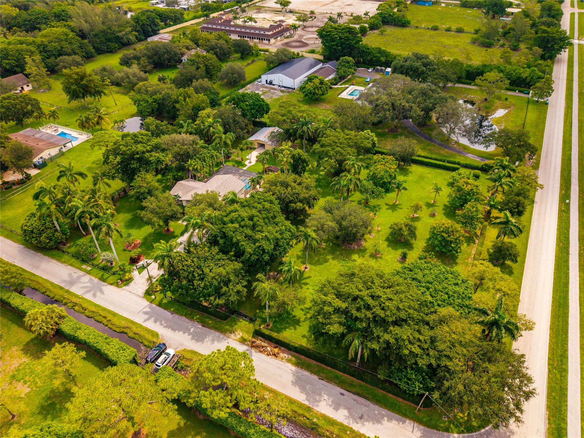 FLA FRUIT LANDS CO SUB NO 2 - Residential Lease