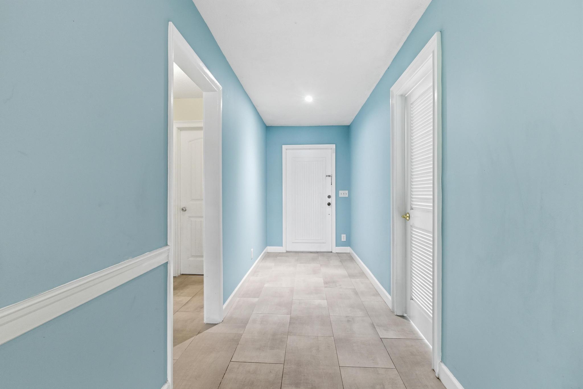ISLAND ESTATES - Residential