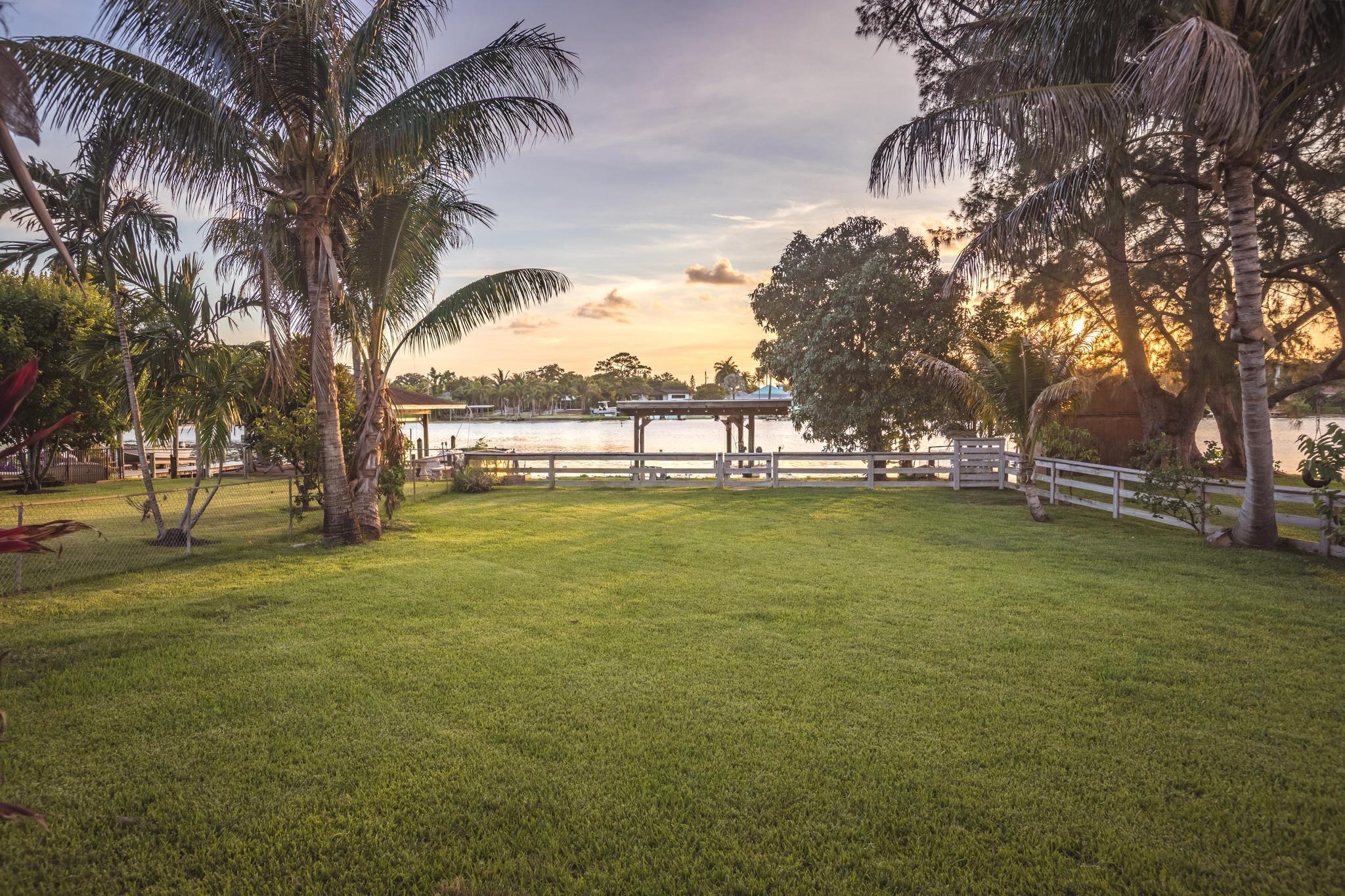 ISLAND ESTATES - Residential