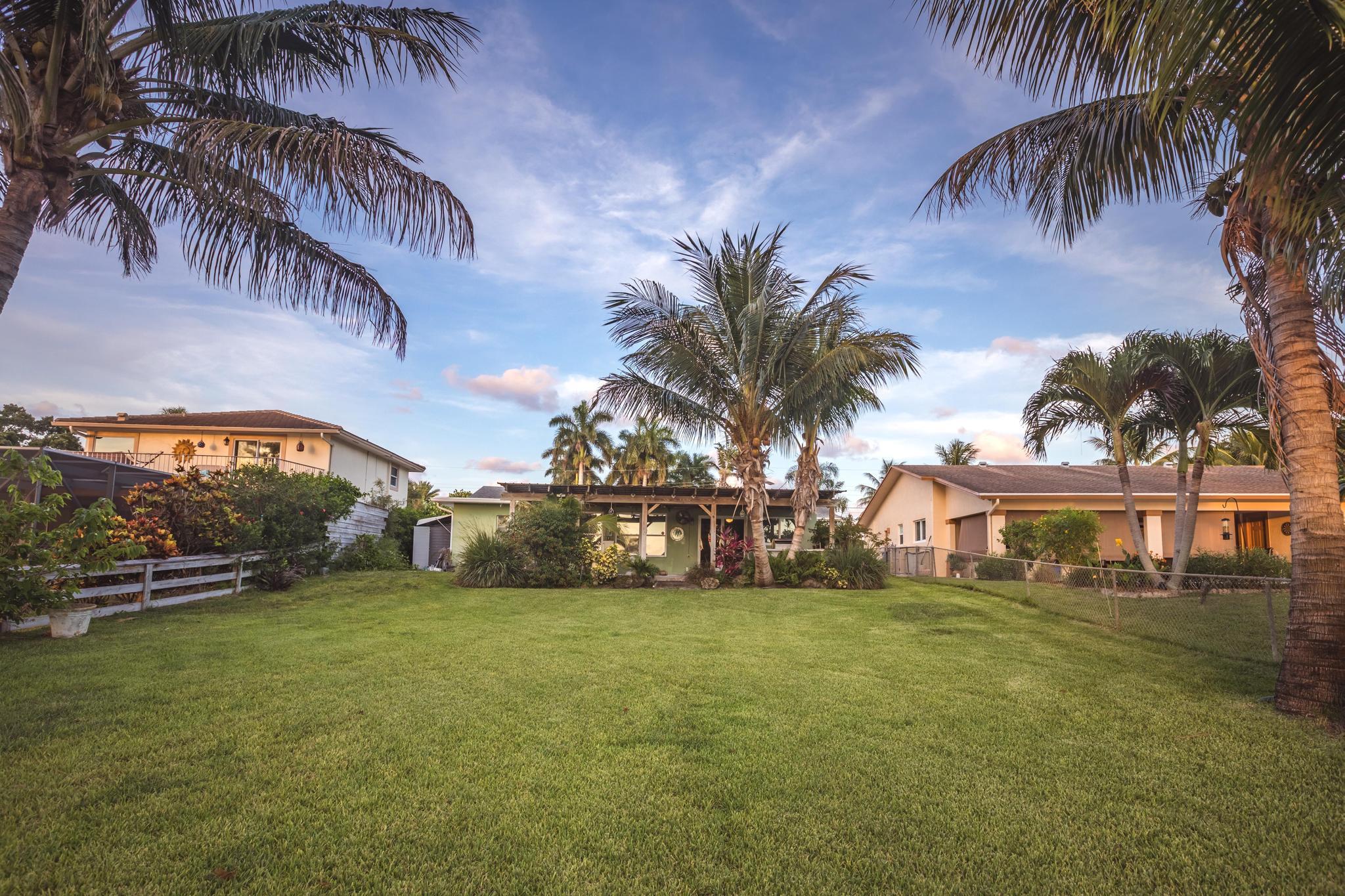 ISLAND ESTATES - Residential