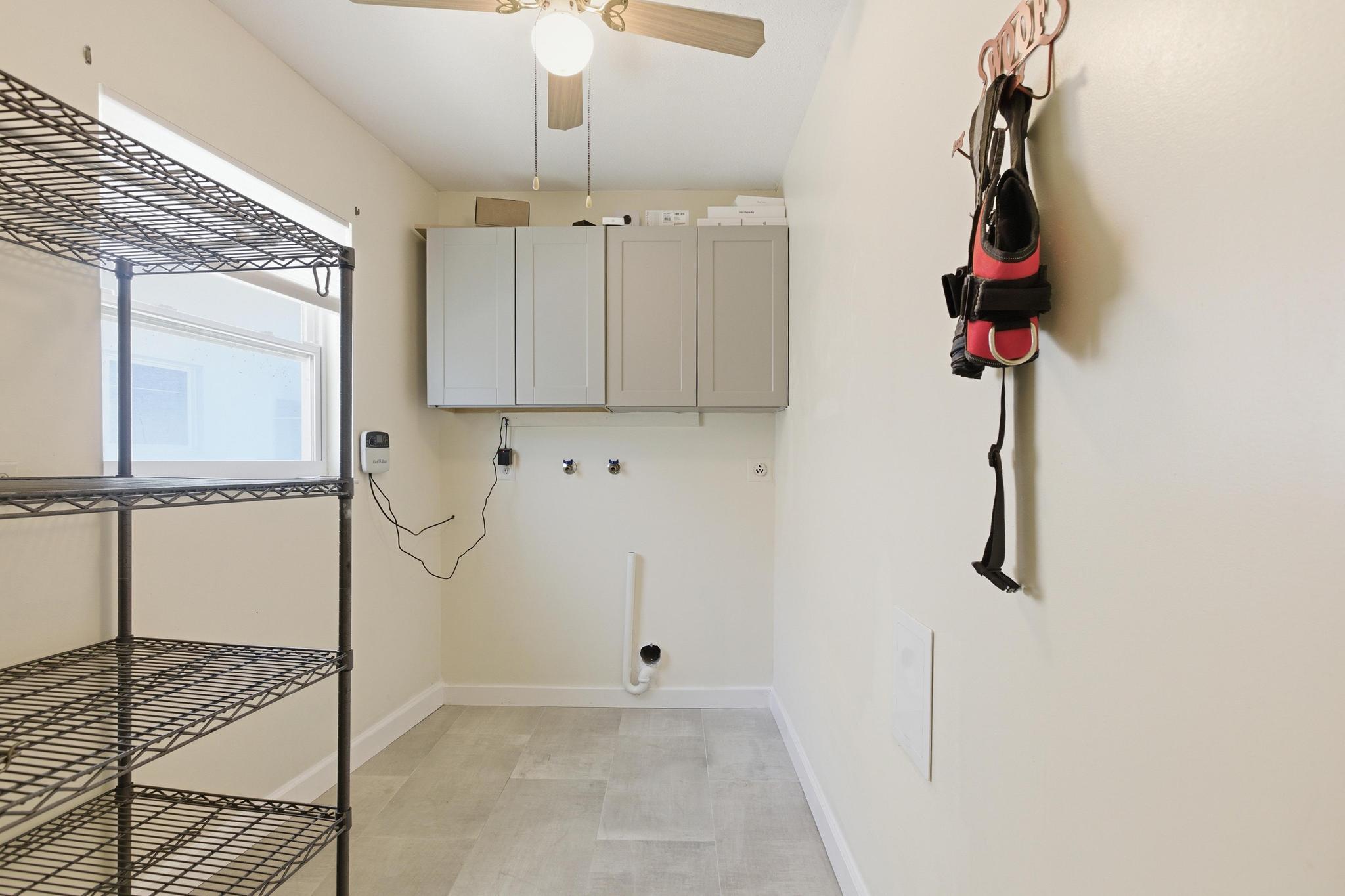 ISLAND ESTATES - Residential