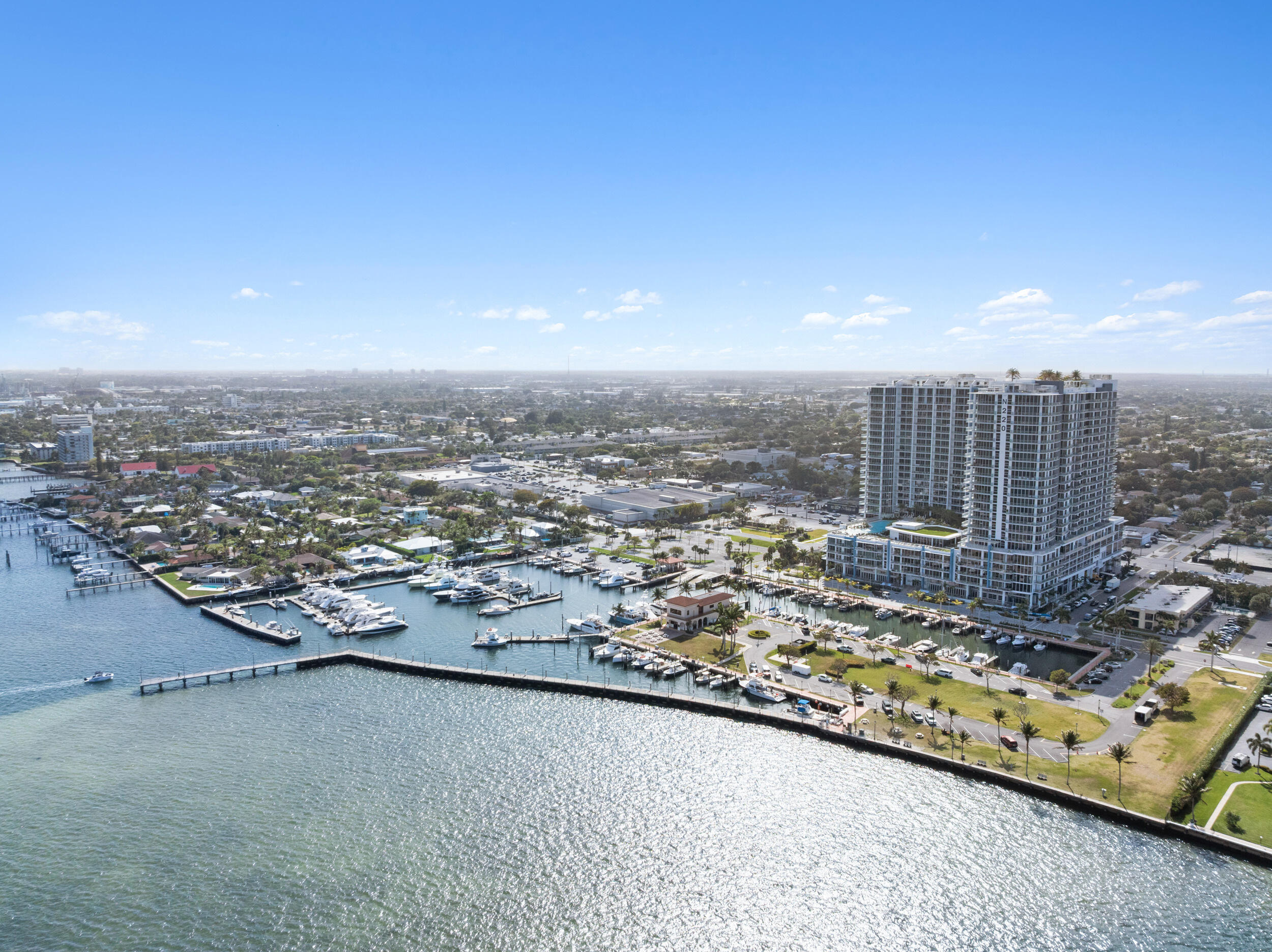 NAUTILUS 220 CONDO - Residential