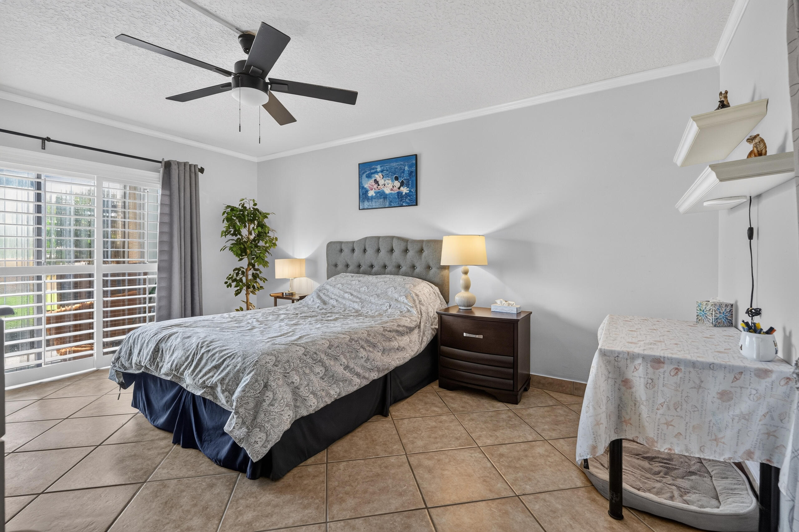 MARINA BAY COND DECL FILED 3-20-81 - Residential