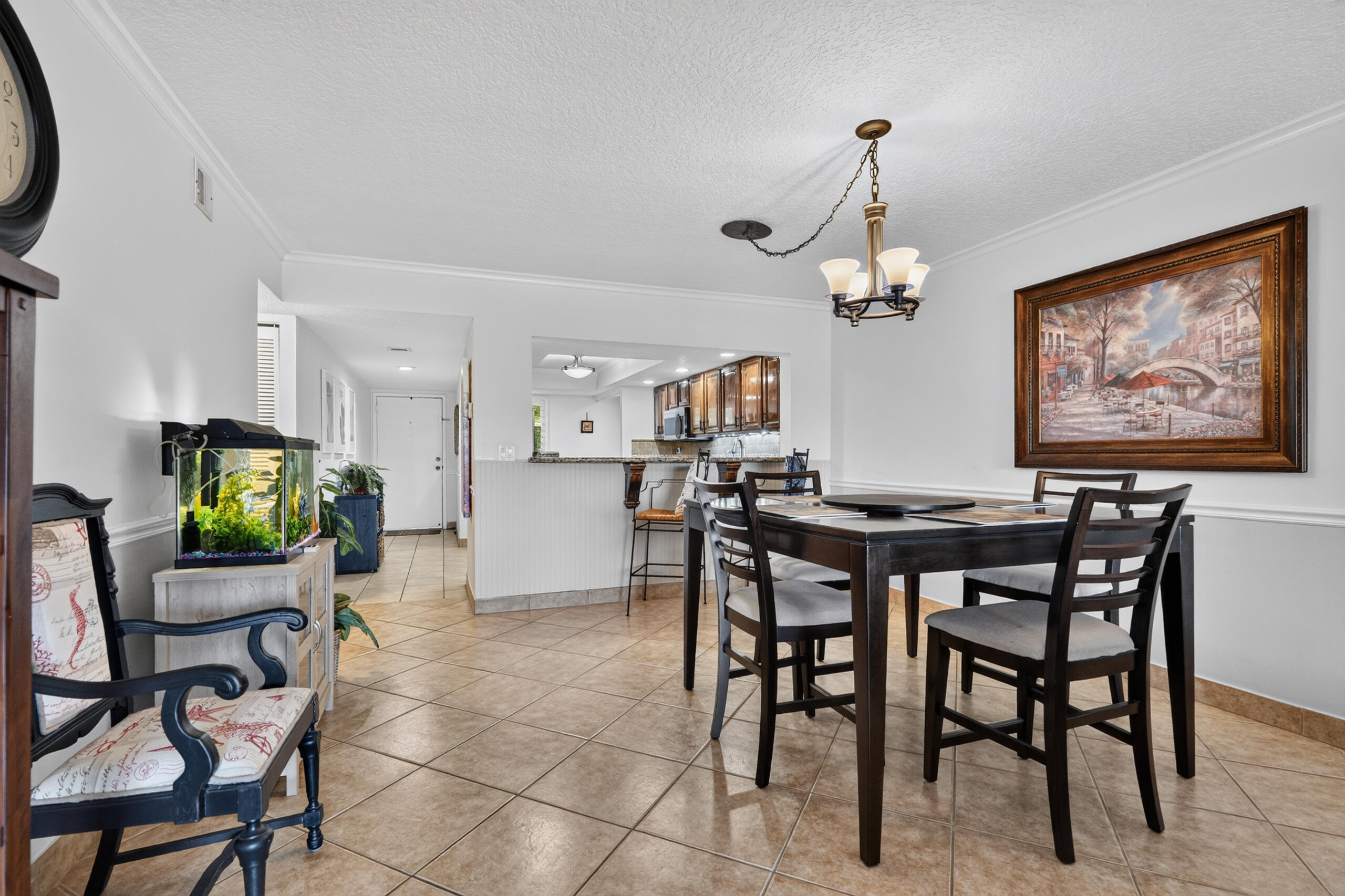 MARINA BAY COND DECL FILED 3-20-81 - Residential