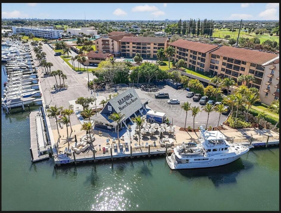 MARINA BAY COND DECL FILED 3-20-81 - Residential