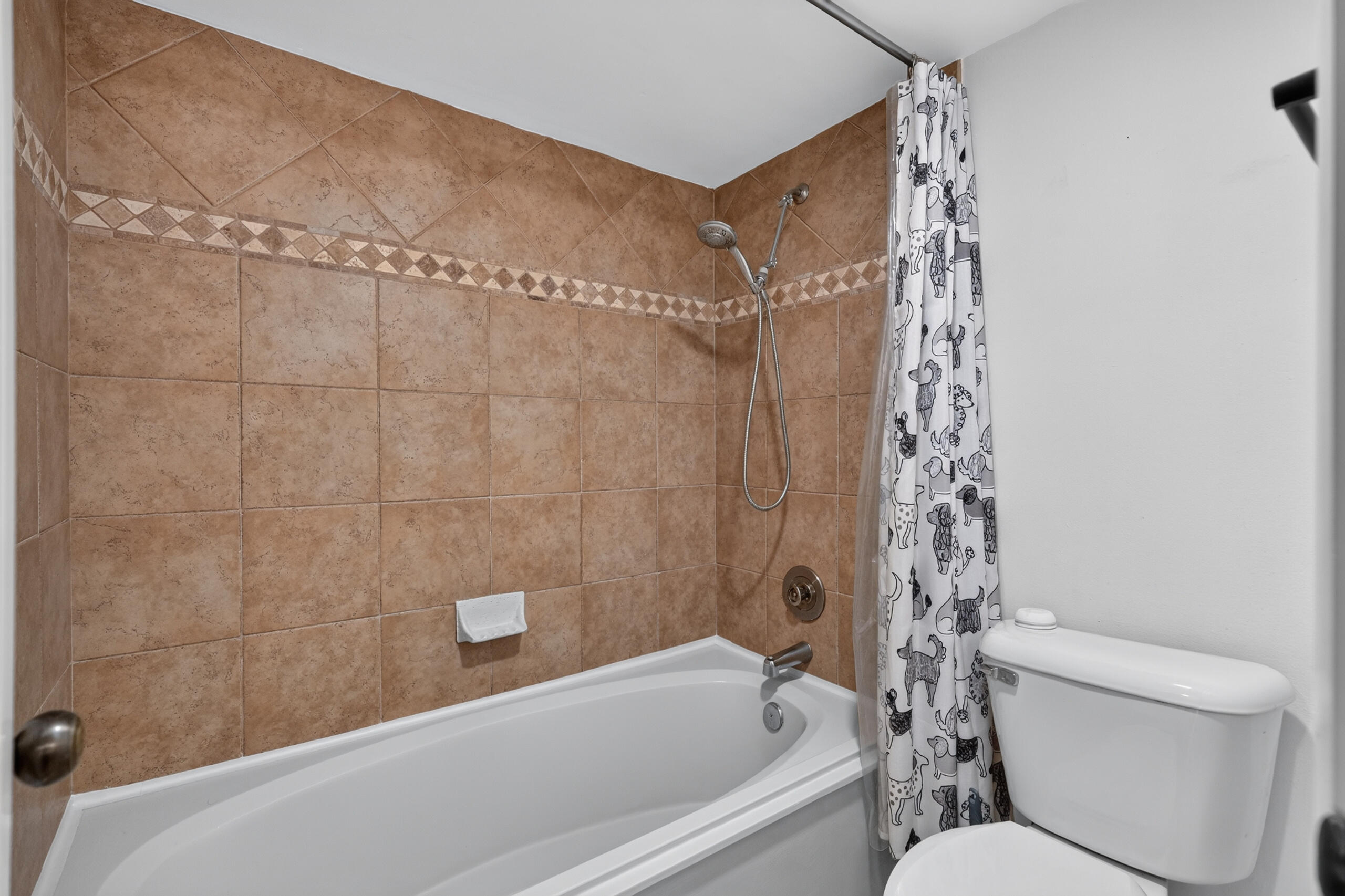 MARINA BAY COND DECL FILED 3-20-81 - Residential