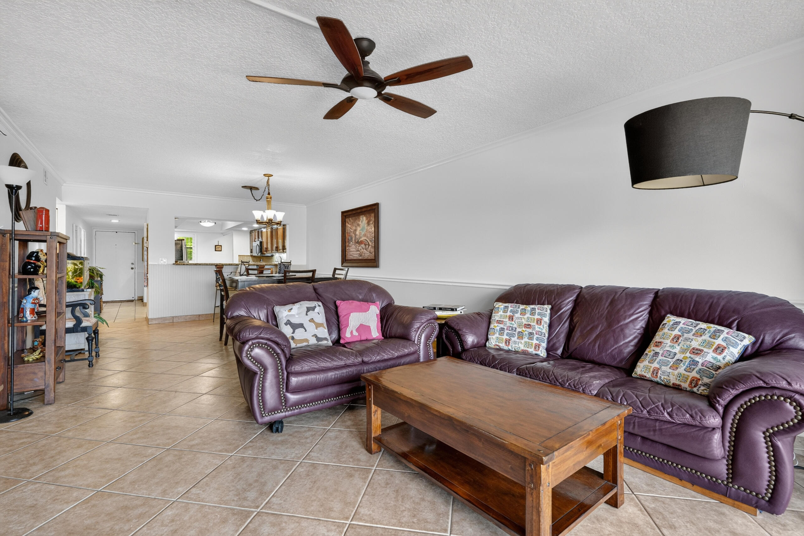 MARINA BAY COND DECL FILED 3-20-81 - Residential