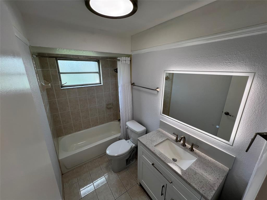 SUNRISE GOLF VILLAGE SEC 20 - Residential Lease