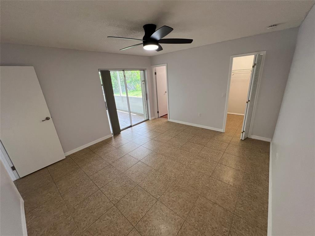 SUNRISE GOLF VILLAGE SEC 20 - Residential Lease