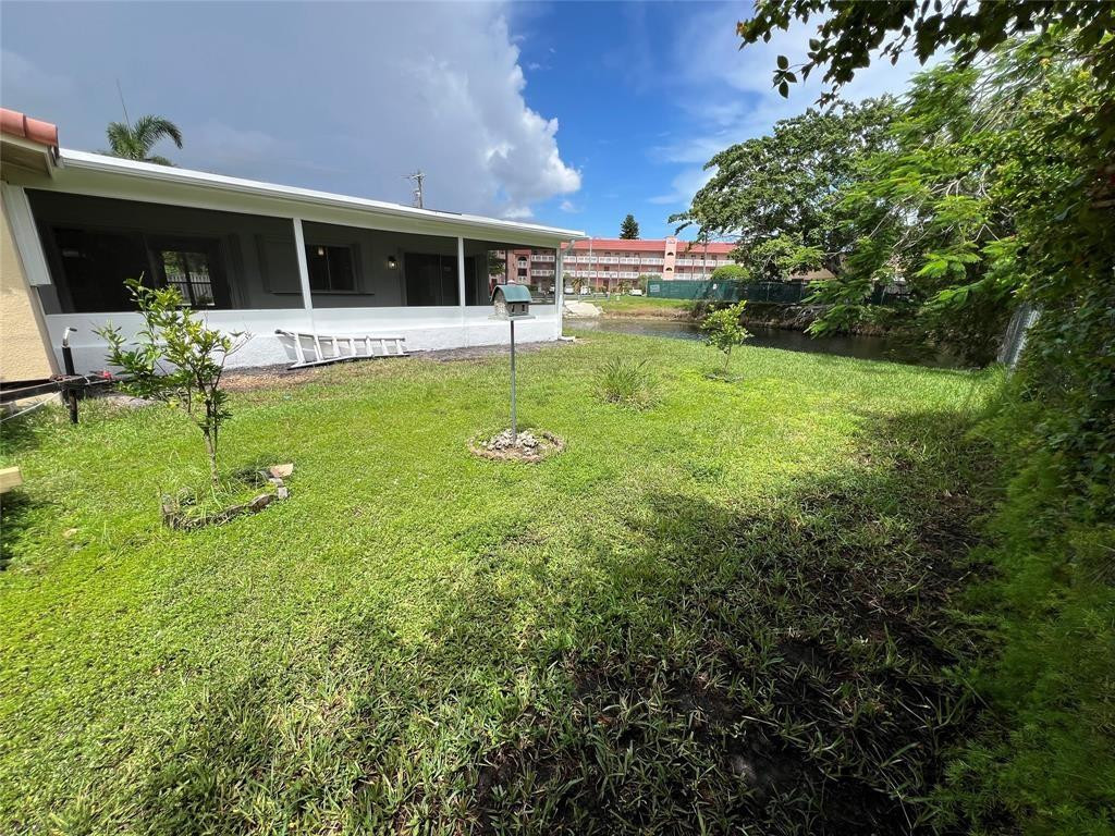 SUNRISE GOLF VILLAGE SEC 20 - Residential Lease