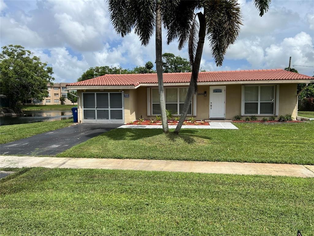 SUNRISE GOLF VILLAGE SEC 20 - Residential Lease