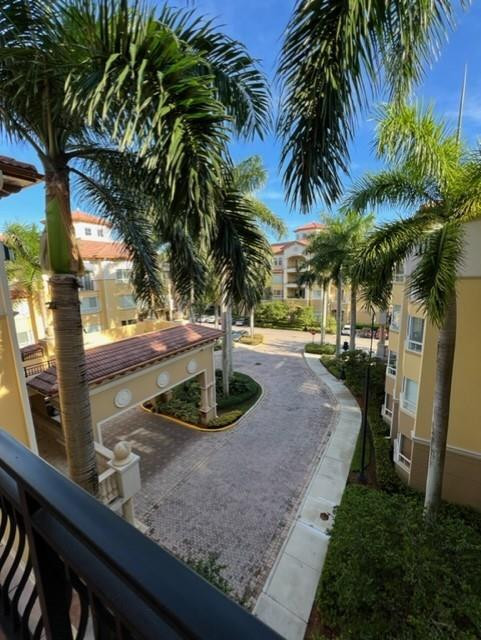 THE PALMS - Residential