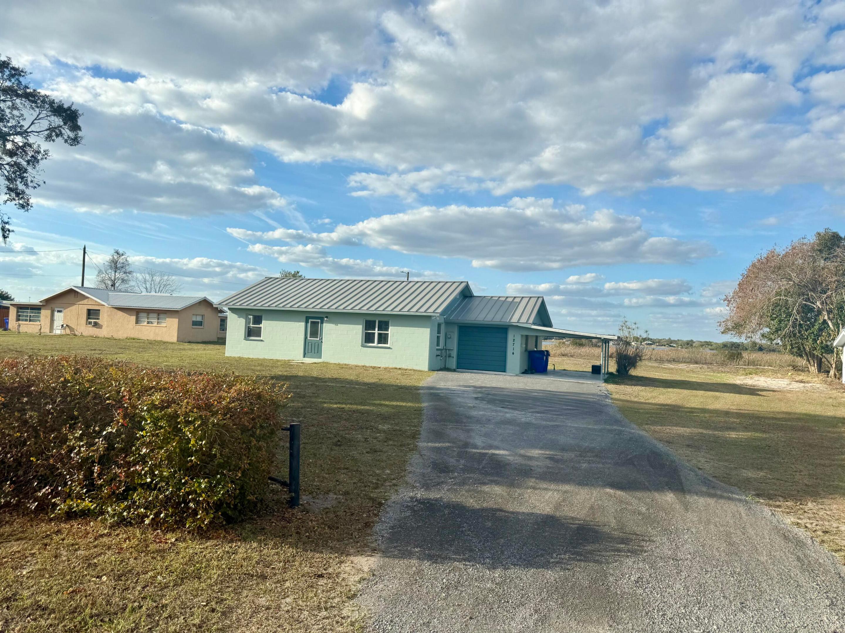 RED BEACH LAKE - Residential