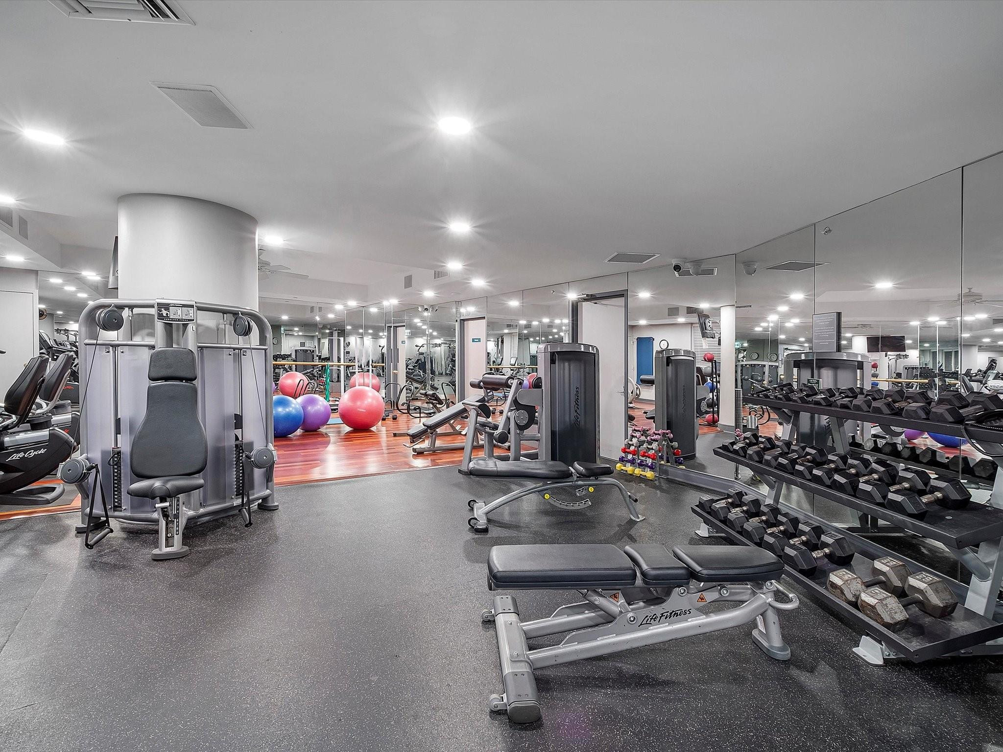 LHERMITAGE I CONDOMINIUM - Residential Lease