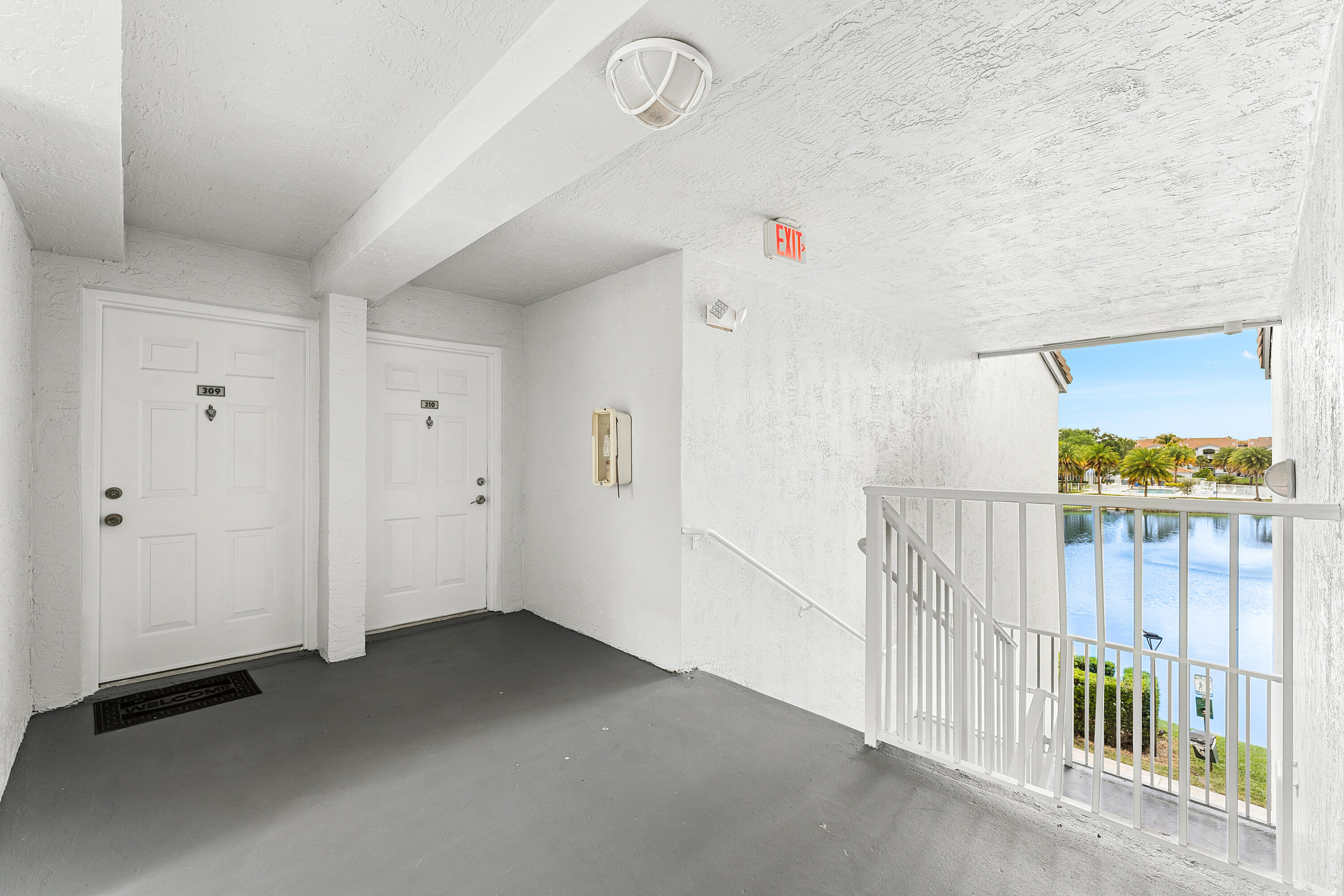 ROYAL GRAND CONDO - Residential