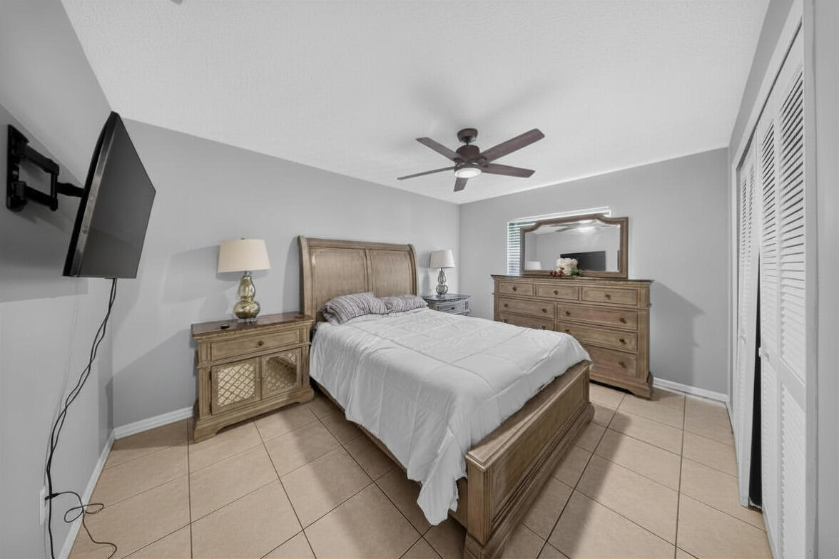 HOLIDAY PINES SUBDIVISION PHASE IIB - Residential