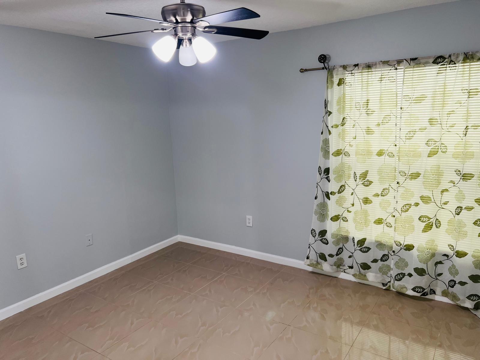 CORAL RIDGE DRIVE COMMERCIAL - Residential