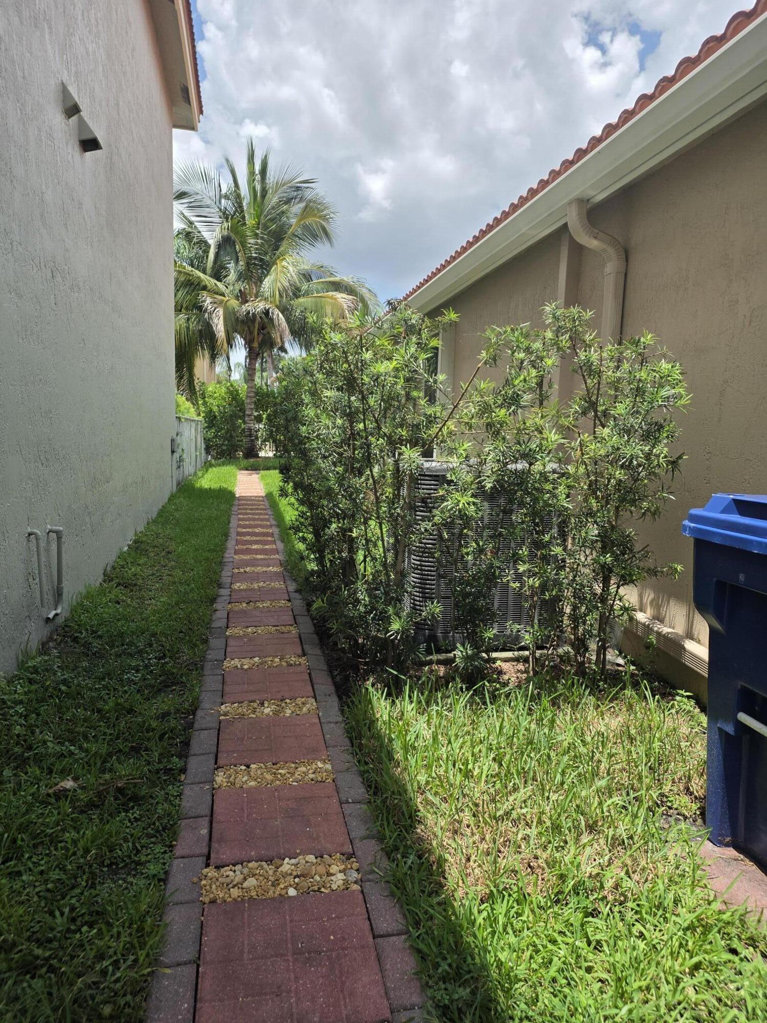 CORAL RIDGE DRIVE COMMERCIAL - Residential