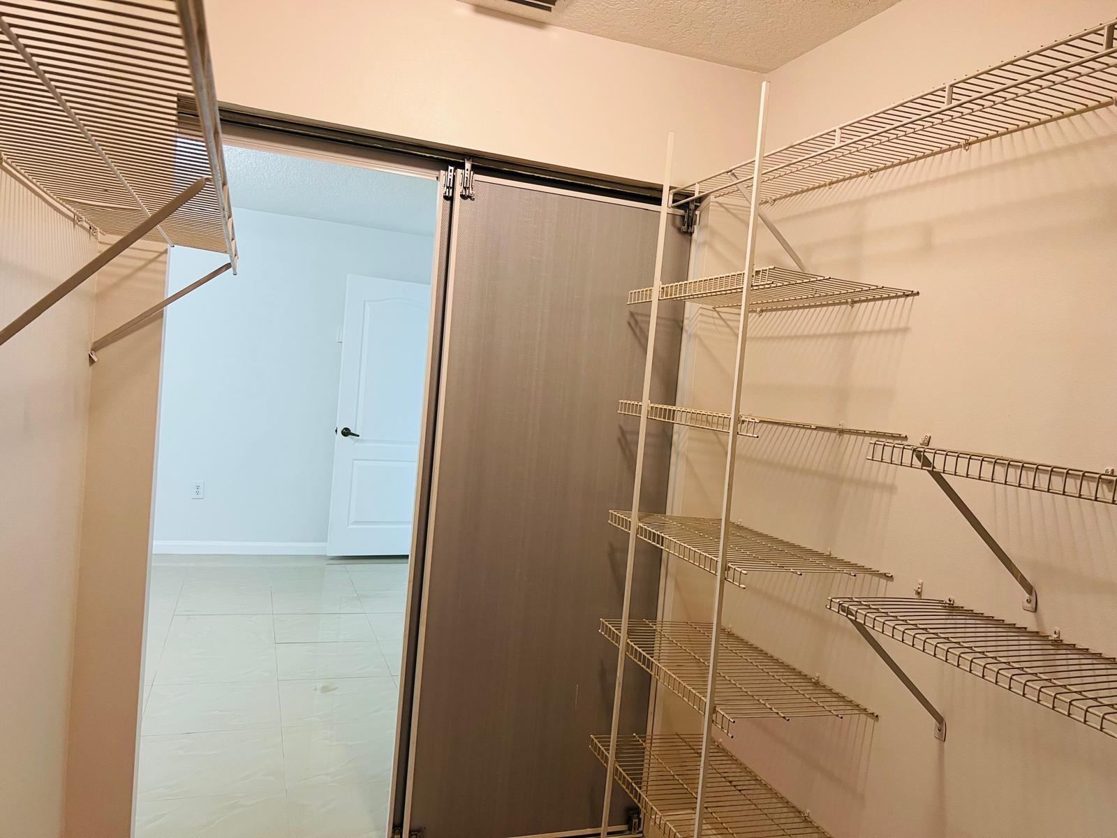 CORAL RIDGE DRIVE COMMERCIAL - Residential