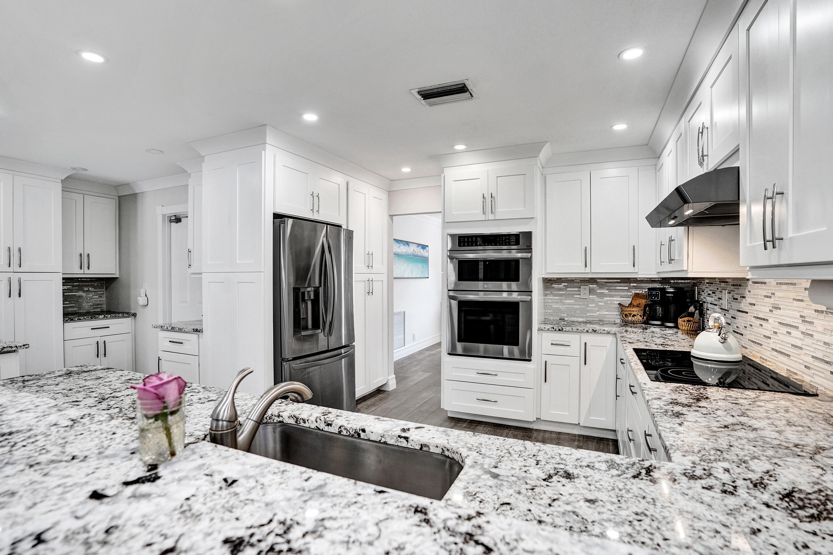 VENETIAN ISLES 2ND SEC - Residential