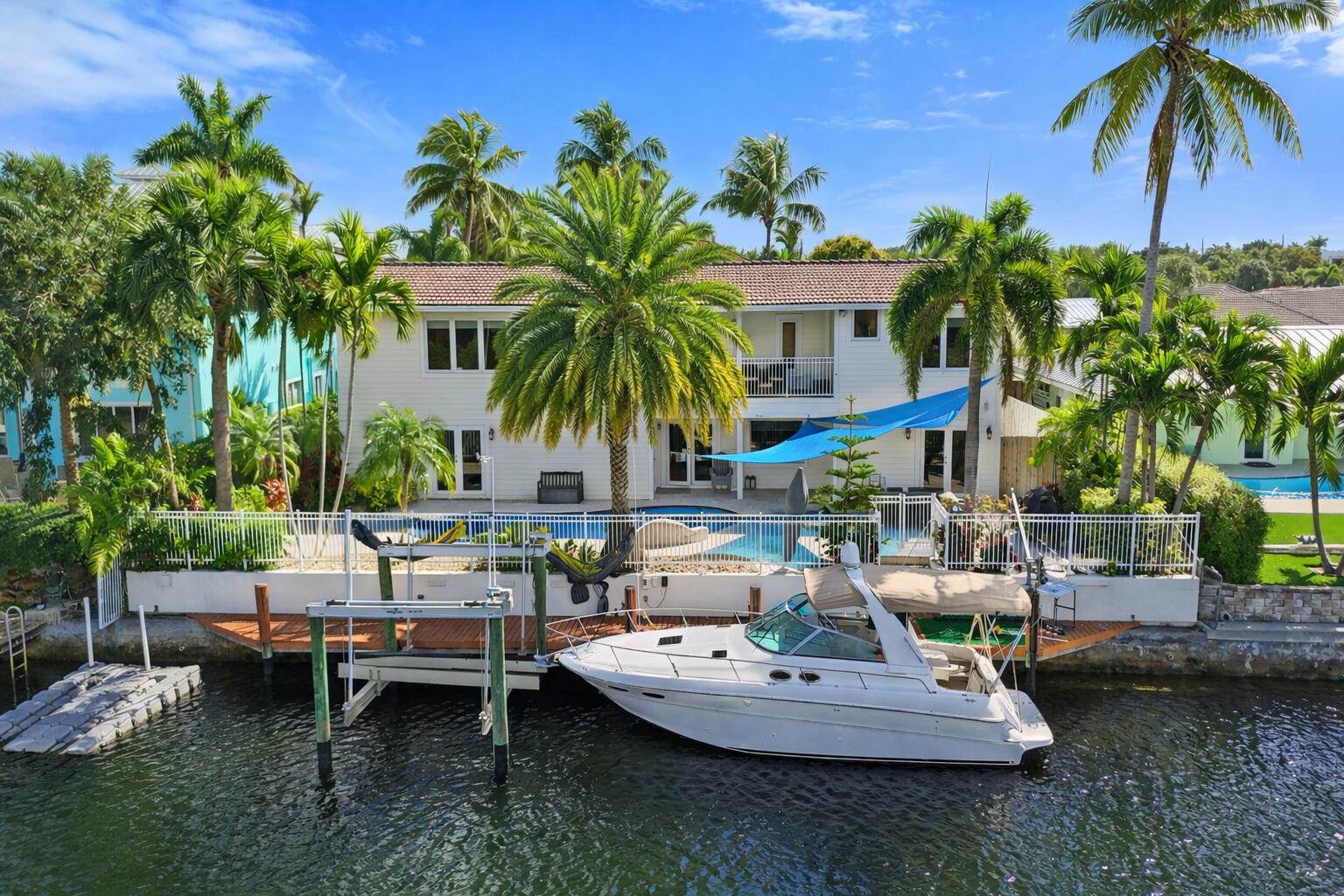 VENETIAN ISLES 2ND SEC - Residential